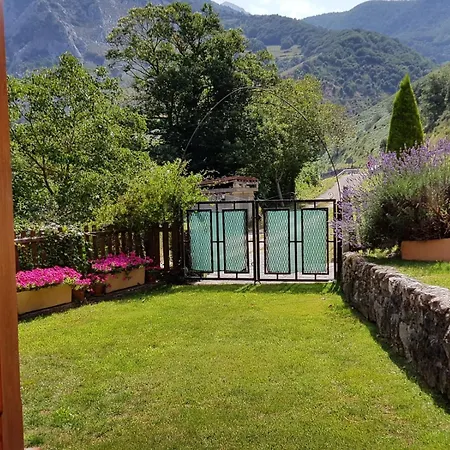 Holiday home El Jardin De La Pena Castro (Cantabria)